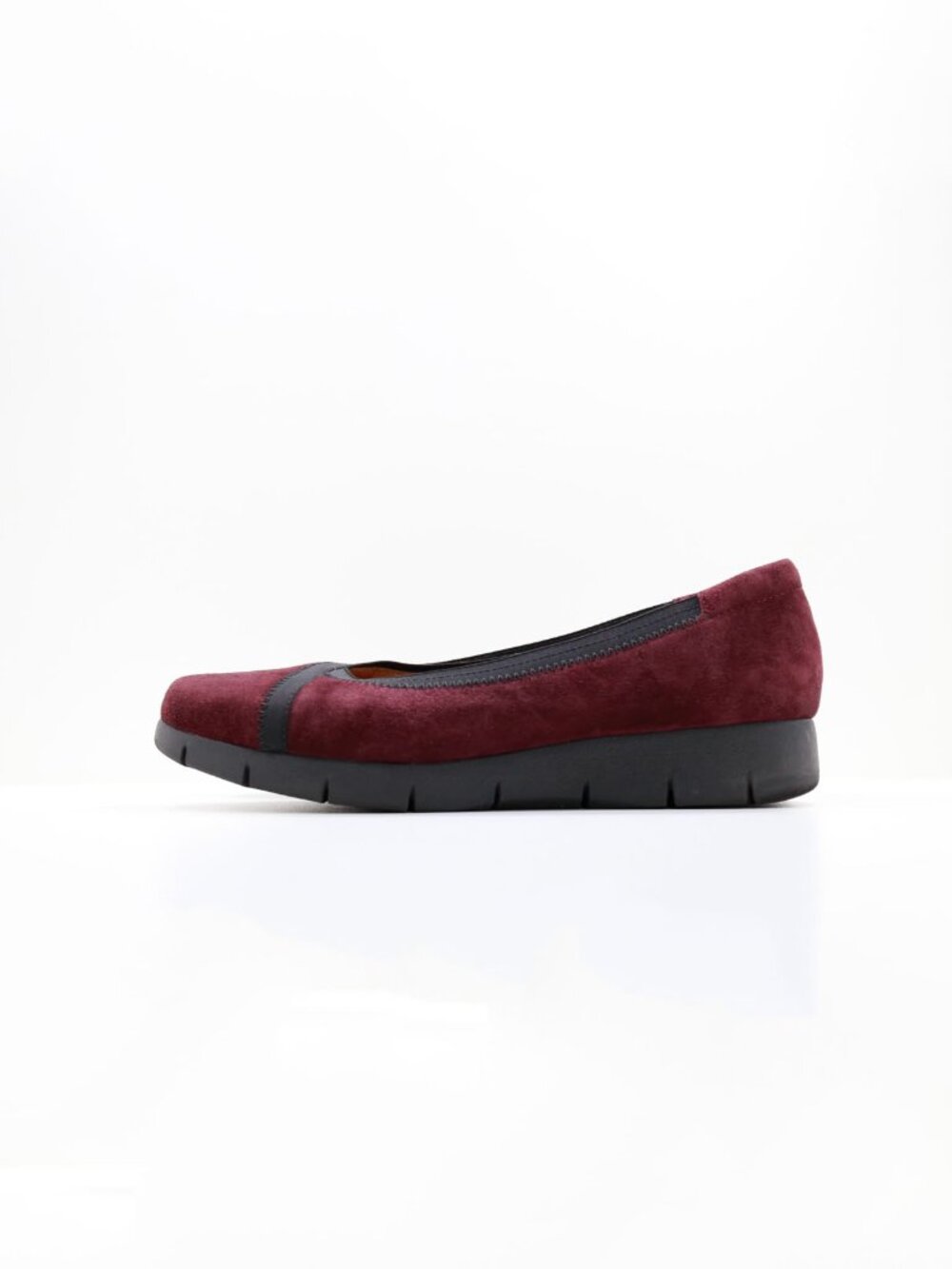 Clarks Daelyn Hill Burgundy Suede Mini Wedge Comfort Ballet Flats - 10 Wide